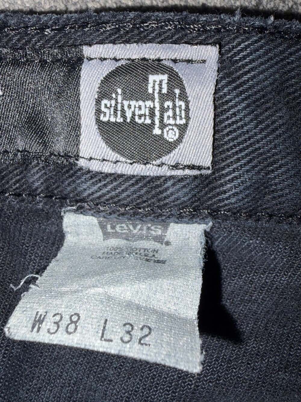 VINTAGE 2000 Levi's Silvertab Baggy Size W38 L32 Black Denim Shorts
